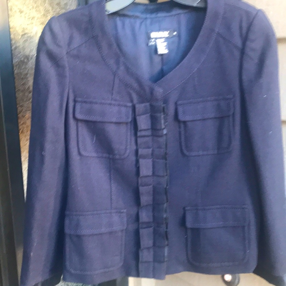 DKNY short jacket size 4 bearly worn